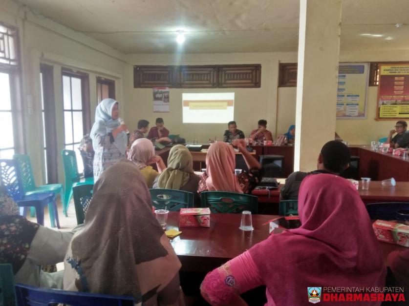 SOSIALISASI HIGIENIS MAKANAN TRADISIONAL STREETFOOD DI KANTOR WALI NAGARI KOTO BARU